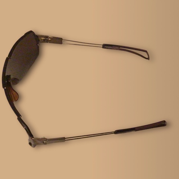 Authentic Burberry - Picture 3 of 7